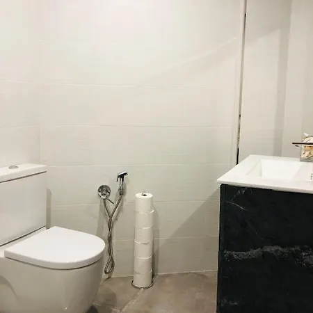 Llimera Apartman *